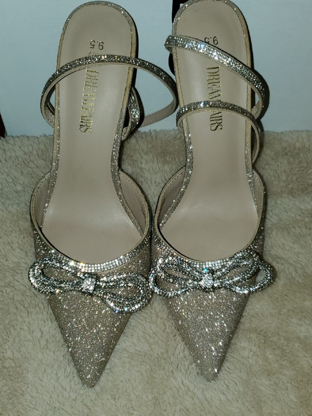 Dream Pairs Sparkling Gold Pointed Toe Heels with Bow